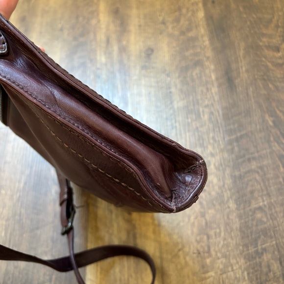 Frye Melissa Zip Crossbody Dark Red - Picture 13 of 16